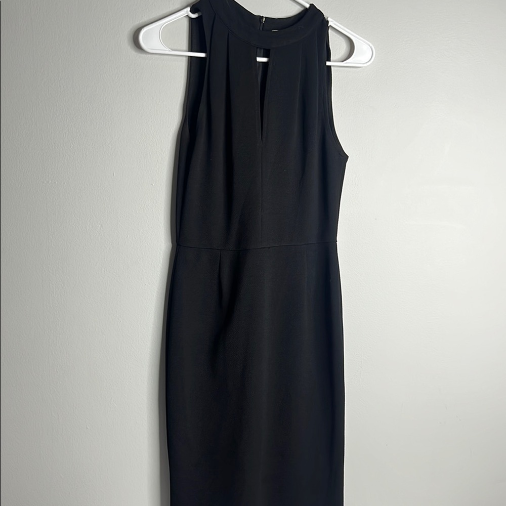 Elegant Black Sleeveless Dress